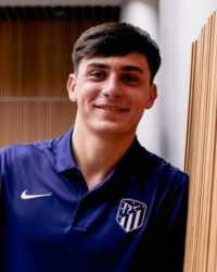 九游体育在线直播、九游体育足球直播、nba直播、电竞直播平台、九游体育赛事视频、体育直播平台-世体：巴萨重新关注马竞青训后卫斯皮纳，也在关注亚基罗维奇